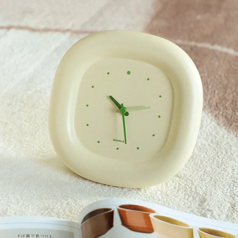 Horloge Bubble – Design crème arrondi, compacte & silencieuse - Lignes Du Temps®14:366