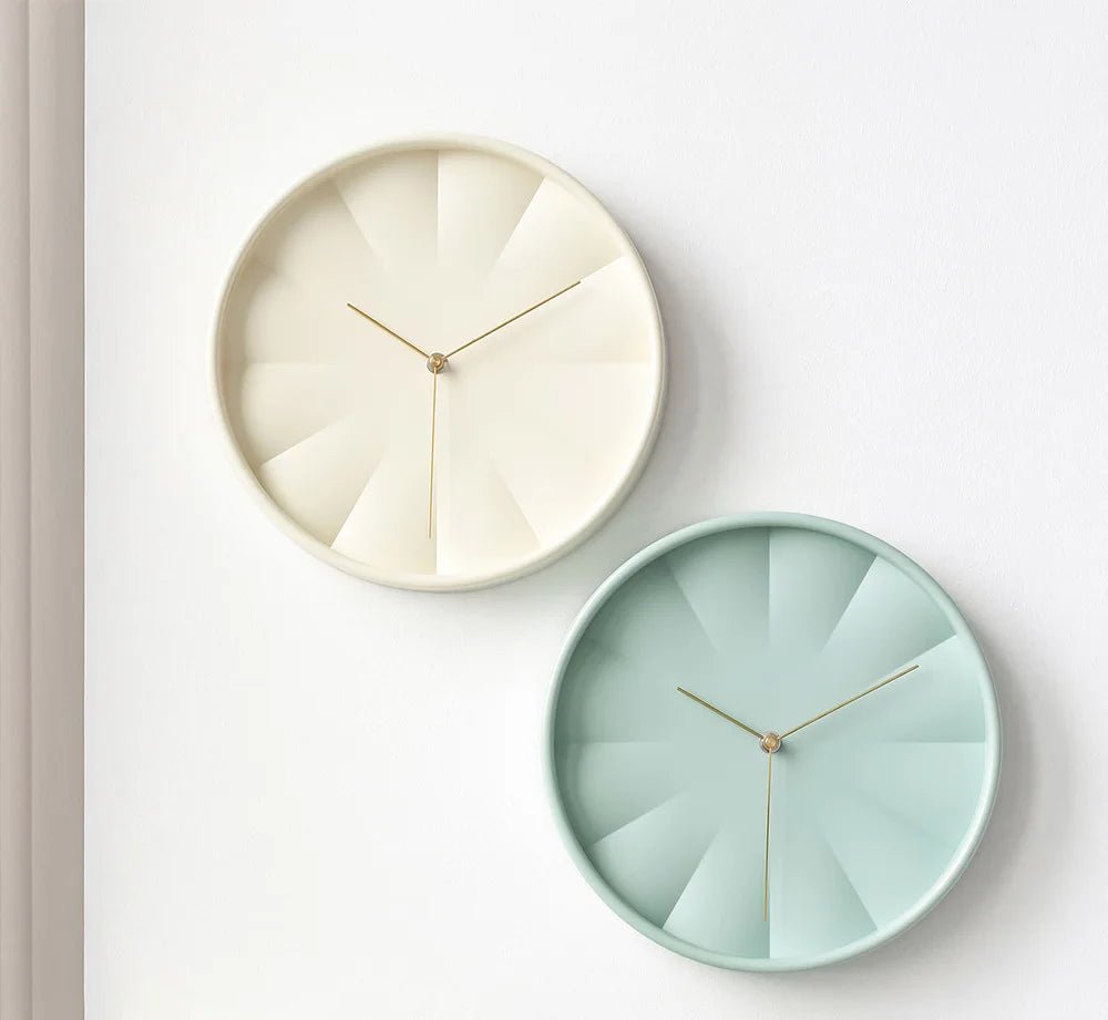 Horloge murale Halo – Minimaliste avec effet lumière noire, ronde & artistique - Lignes Du Temps®14:193B;583:100014625Diameter 30cm