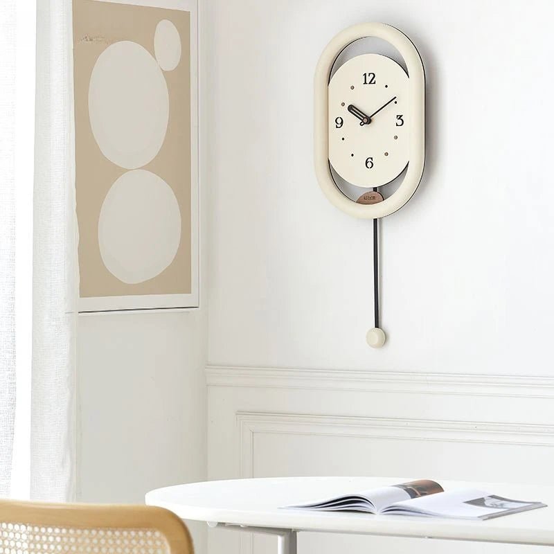 Horloge murale Loop – Design ovale moderne en acrylique avec pendule décoratif - Lignes Du Temps®14:29white ;583:20000803724x63CM